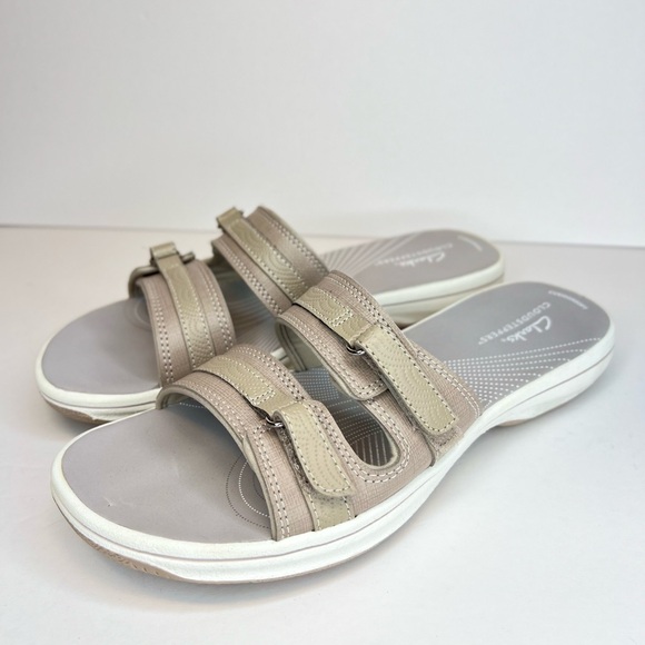 Clarks Cloudsteppers Women's Breeze Piper Slides 27772 Sz 9M Lt. Grey/White Nice - Picture 1 of 11
